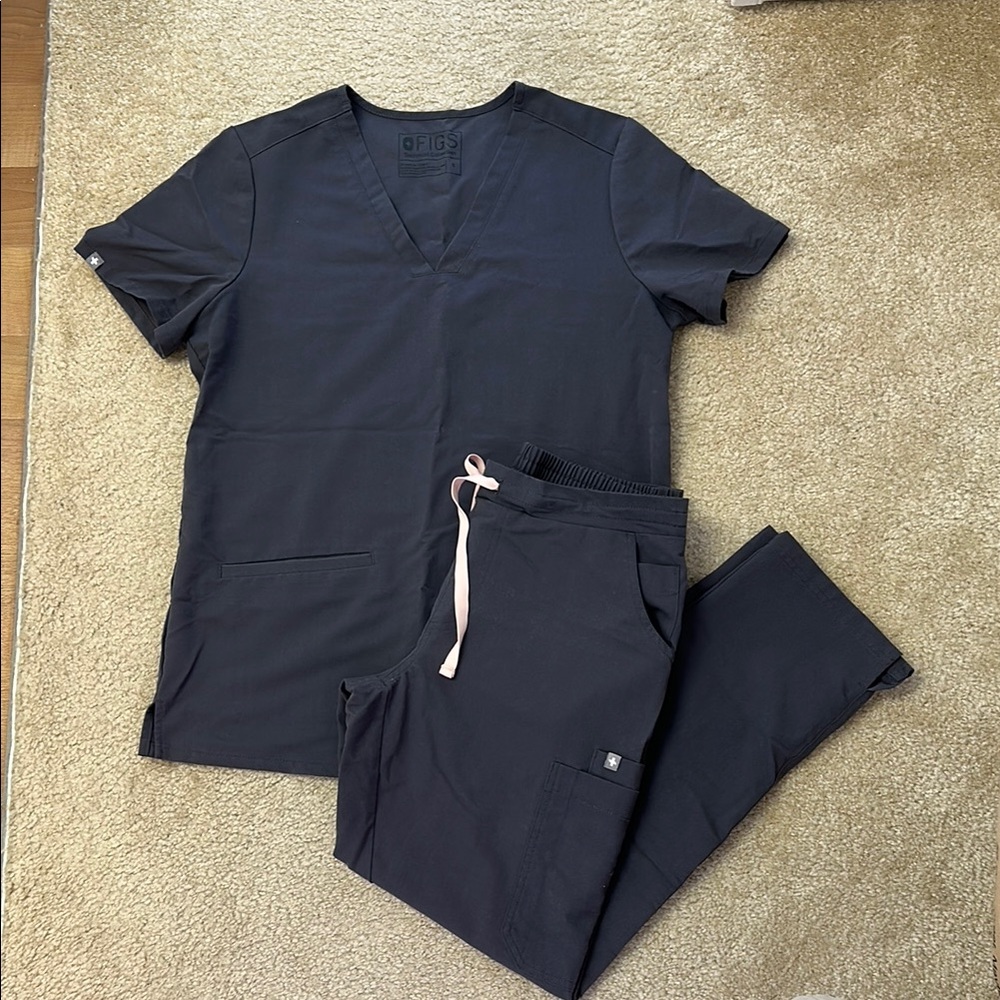 Figs Dark Gray Scrub Top